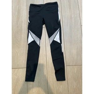 Fabletics Black and White leggings